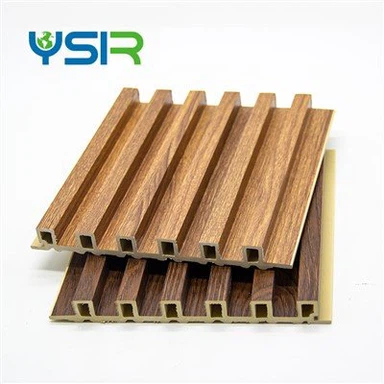 Revestimiento interior de listones de WPC