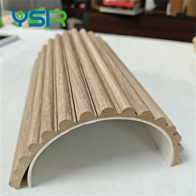 Panel de pared de listones de MDF semicircular